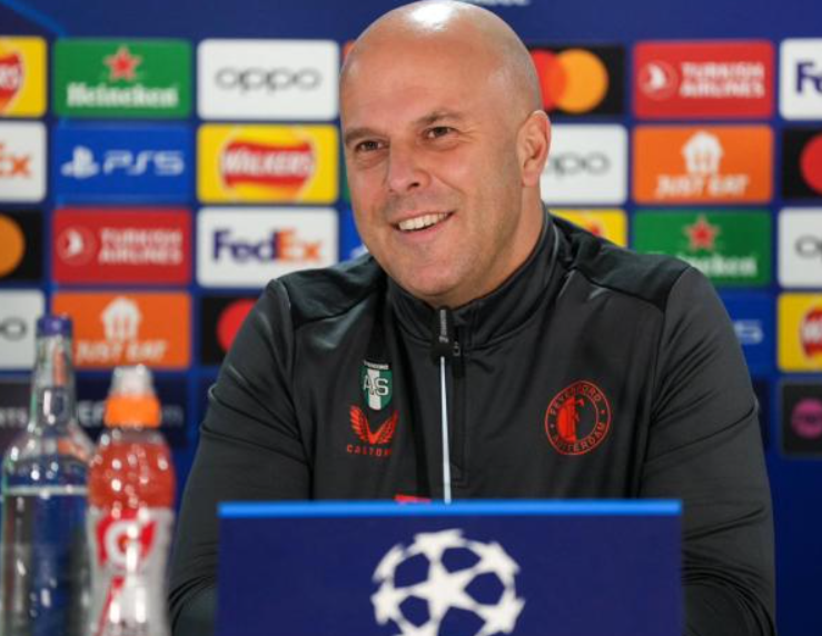 利物浦賽季困境與前景：競(jìng)爭(zhēng)、信任與變革的交織