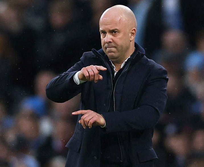 利物浦賽季困境與前景：競爭、信任與變革的交織